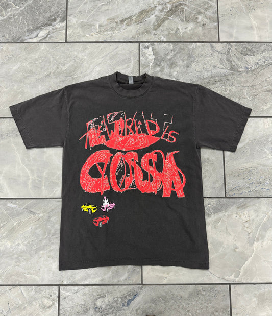 THE WRLD IS YOURS-Etaicossa Graphic T